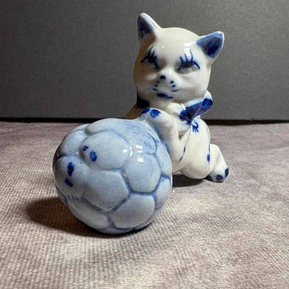 Vintage Blue & White Porcelain Cat Figurine Pouncing on Ball